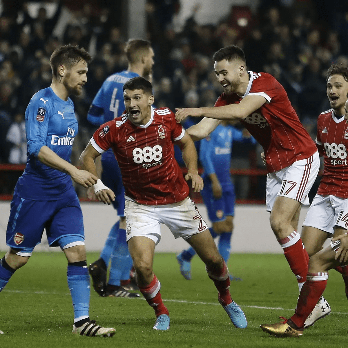 布兰登·威廉姆斯半场13分，创下其本赛季半场得分新高